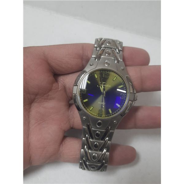 VINTAGE FONDINI  QTZ,NEW BATT,   RUNS