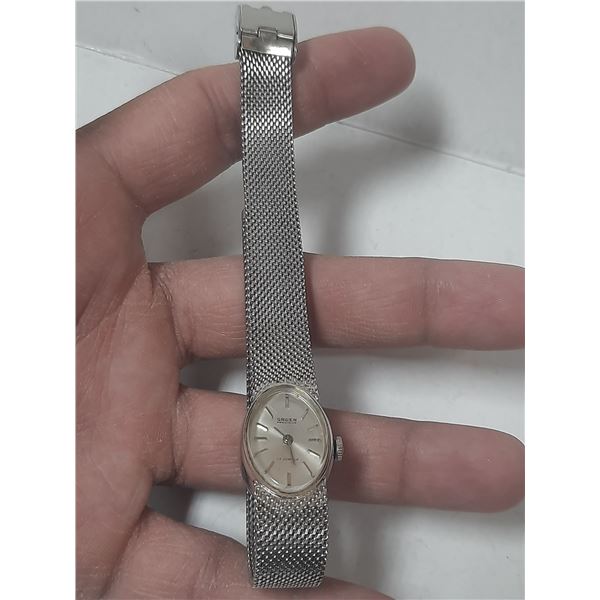 VINTAGE LADIES GRUEN MAN WIND WATCH, RUNS