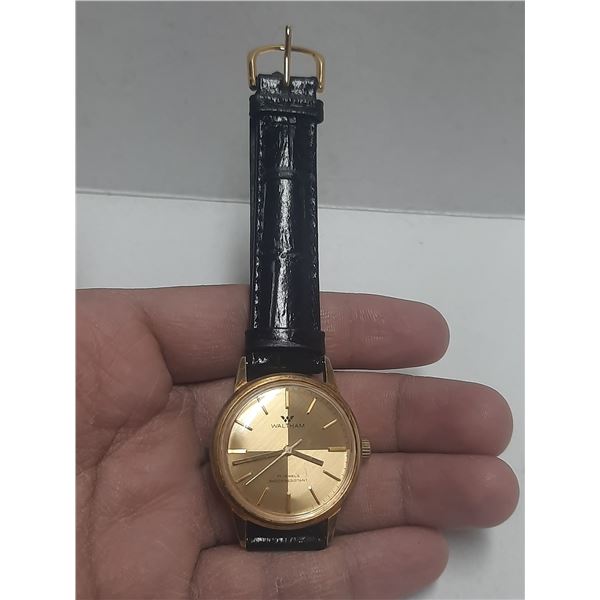 BEAUTIFUL VINTAGE WALTHAM, MAN WIND, RUNS