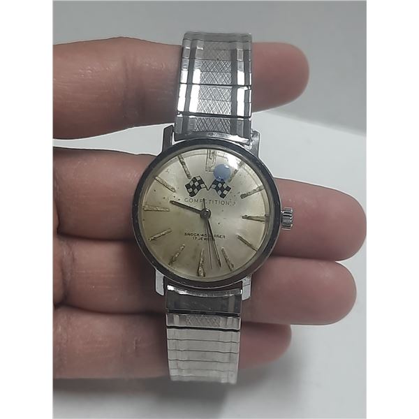 VINTAGE COMPETITION 17J  MAN WIND, RUNS