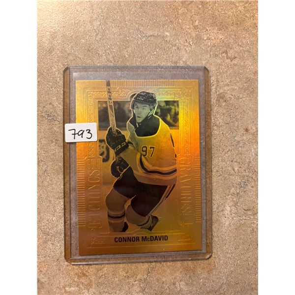 Connor McDavid - Gold Etchings Hockey Card