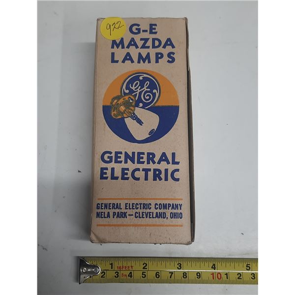 Box GE mazda lamps 10 bulbs- NOS