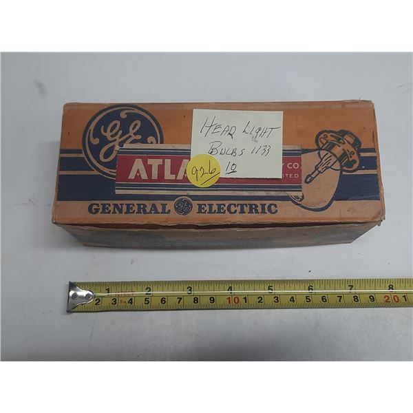 Box of 10 bulbs GE #1133- NOS