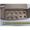 Image 2 : Box of 7 Bulbs GE #1133- NOS
