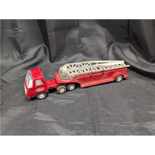 Vintage Tonka Tin metal Truck  w/ Fire Ladder