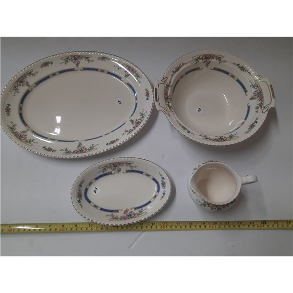 Old English 4 Pc Plater Serving Bowl Gold Them By Johnson Bros. (Made in England)