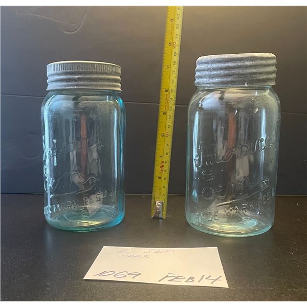 2 Gem jars