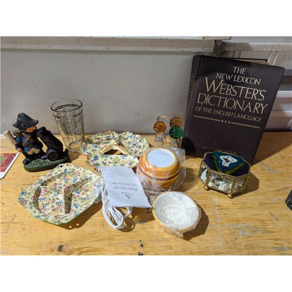 Lot of Misc. Items (Piggy bank, Jewelry, and etc.)