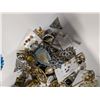 Image 5 : Lot of Misc. Costume Jewelry