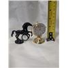 Image 2 : Miniature Horse Clock and Rotating Clock (not Working or needs new Battery)