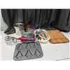Image 1 : Lot of Misc. Kitchen Items