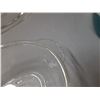 Image 4 : (2) Antique Casserole Dishes - 1 Blue Pyrex (It Have Chip Only On Lid) - 1 Clear Glass (It Have Chip