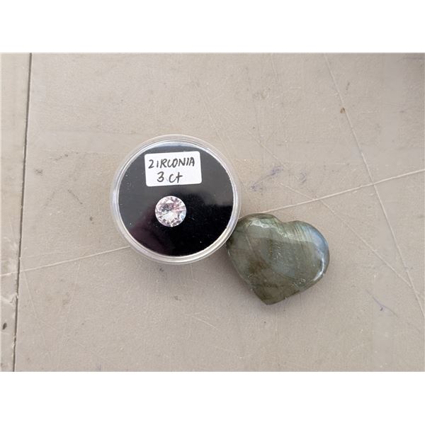 Labradorite Heart and 3KT Cubic Zirconia (Unverified)