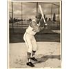 Image 1 : CLEVELAND INDIANS PRESS GLOSSY - VIC DAVALILLO