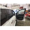 Image 39 : PARKSVILLE - 2018 JEEP CHEROKEE, WHITE, 164259 KMS, FOUR WHEEL DRIVE. - D398157
