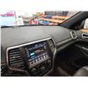 Image 56 : PARKSVILLE - 2018 JEEP CHEROKEE, WHITE, 164259 KMS, FOUR WHEEL DRIVE. - D398157