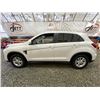 Image 23 : PARKSVILLE- 2021 MITSUBISHI RVR 134526KMS WHITE AWD - J606682