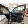 Image 37 : PARKSVILLE - 2021 VW TIGUAN SILVER 146,836 KMS AWD - D038706