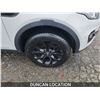Image 19 : DUNCAN - 2019 LAND ROVER DISCOVERY, WHITE, 168942 KMS, ALL WHEEL DRIVE. - D828830