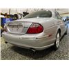 Image 14 : PARKSVILLE - 2000 JAGUAR S-TYPE SILVER 156480 KMS - BL41418