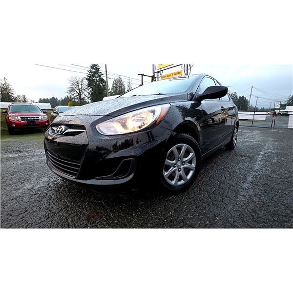 DUNCAN - 2013 HYUNDAI ACCENT BLACK 267495 KMS - D285743