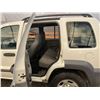 Image 43 : PARKSVILLE - 2003 JEEP LIBERTY WHITE 173625 KMS - B669714