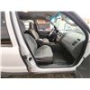 Image 48 : PARKSVILLE - 2006 FORD ESCAPE, WHITE, 258420 KMS, FOUR WHEEL DRIVE. - JC73909