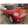 Image 9 : PARKSVILLE - 2008 MINI COOPER RED 109890 KMS - DU65360