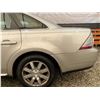 Image 29 : PARKSVILLE - 2008 FORD TAURUS GREY 161780 KMS - D106306