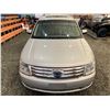Image 7 : PARKSVILLE - 2008 FORD TAURUS GREY 161780 KMS - D106306