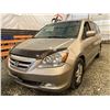 Image 3 : PARKSVILLE - 2005 HONDA ODYSSEY GOLD 247134 KMS - D505658