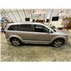 Image 12 : PARKSVILLE - 2017 DODGE JOURNEY SILVER 161297 KMS - D615008