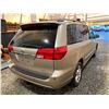 Image 15 : PARKSVILLE - 2004 TOYOTA SIENNA GOLD 319801 KMS - B014612