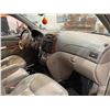 Image 38 : PARKSVILLE - 2004 TOYOTA SIENNA GOLD 319801 KMS - B014612