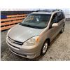 Image 4 : PARKSVILLE - 2004 TOYOTA SIENNA GOLD 319801 KMS - B014612