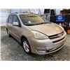 Image 9 : PARKSVILLE - 2004 TOYOTA SIENNA GOLD 319801 KMS - B014612