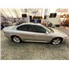 Image 12 : PARKSVILLE - 2004 PONTIAC BONNEVILLE SILVER 176582 KMS - D243819