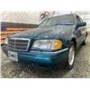 Image 2 : PARKSVILLE - 1995 MERCEDES-BENZ C-CLASS GREEN 199757 KMS - D264777