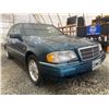 Image 8 : PARKSVILLE - 1995 MERCEDES-BENZ C-CLASS GREEN 199757 KMS - D264777