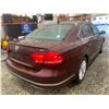 Image 15 : PARKSVILLE - 2013 VOLKSWAGEN PASSAT RED 159556 KMS - D075125