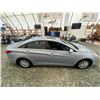 Image 12 : PARKSVILLE - 2011 HYUNDAI SONATA GREY 218102 KMS - J032350A