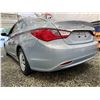 Image 20 : PARKSVILLE - 2011 HYUNDAI SONATA GREY 218102 KMS - J032350A