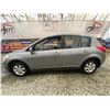 Image 23 : PARKSVILLE - 2007 NISSAN VERSA GREY 189177 KMS - J390721