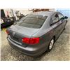 Image 16 : PARKSVILLE - 2013 VOLKSWAGEN JETTA SILVER 160877 KMS - D306653