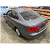 Image 22 : PARKSVILLE - 2013 VOLKSWAGEN JETTA SILVER 160877 KMS - D306653