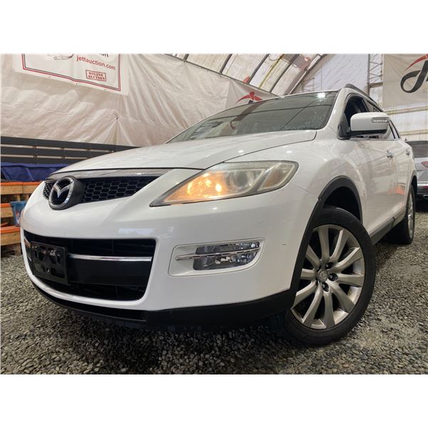 PARKSVILLE - 2009 MAZDA CX-9 WHITE 225318 KMS - D177540