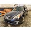 Image 3 : PARKSVILLE - 2014 SUBARU OUTBACK GREY 203262 KMS - D270660