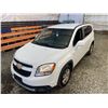 Image 4 : PARKSVILLE - 2013 CHEVROLET ORLANDO WHITE 127507 KMS - D024762