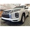 Image 2 : PARKSVILLE- 2021 MITSUBISHI RVR 134526KMS WHITE AWD - J606682