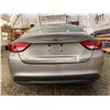 Image 17 : PARKSVILLE - 2017 CHRYSLER 200 GREY 178448 KMS - D507577